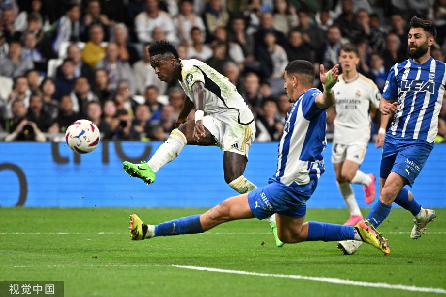 紧张的赛事 紧张的赛事