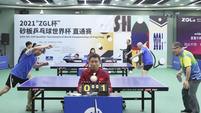 迫使她们不 迫使她们不